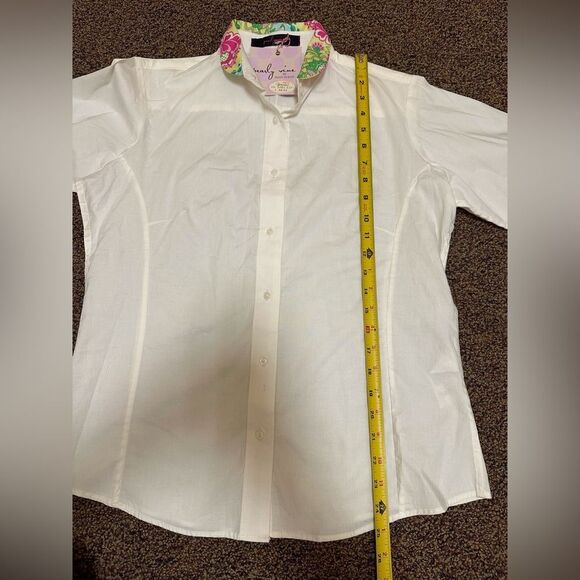 Pearly Vine White Button-Up Women's Top with Pink Accents - Picture 4 of 5